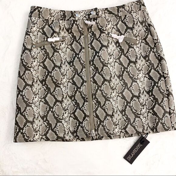 NWT Blank Nyc A-Line High Rise Skirt - Picture 4 of 6